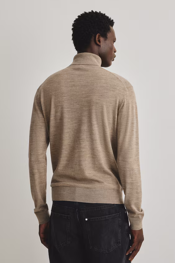 Свитер из шерсти regular fit