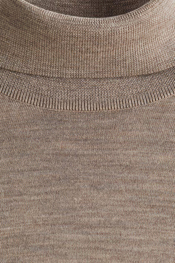 Свитер из шерсти regular fit