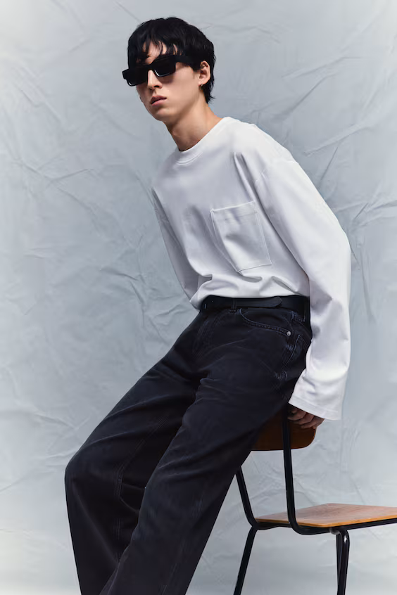 Джинсы прямого покроя легкие свободные