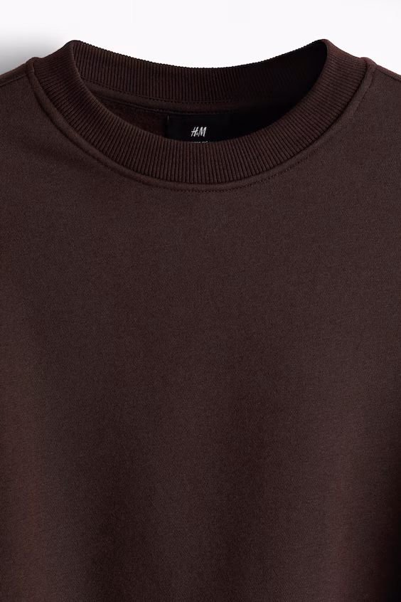 Свитшот свободного кроя