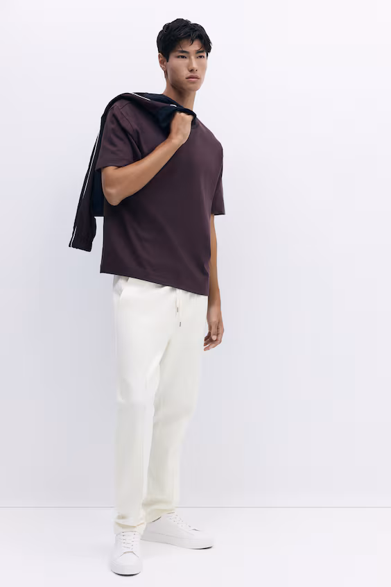 Элегантные джоггеры с классической посадкой regular fit