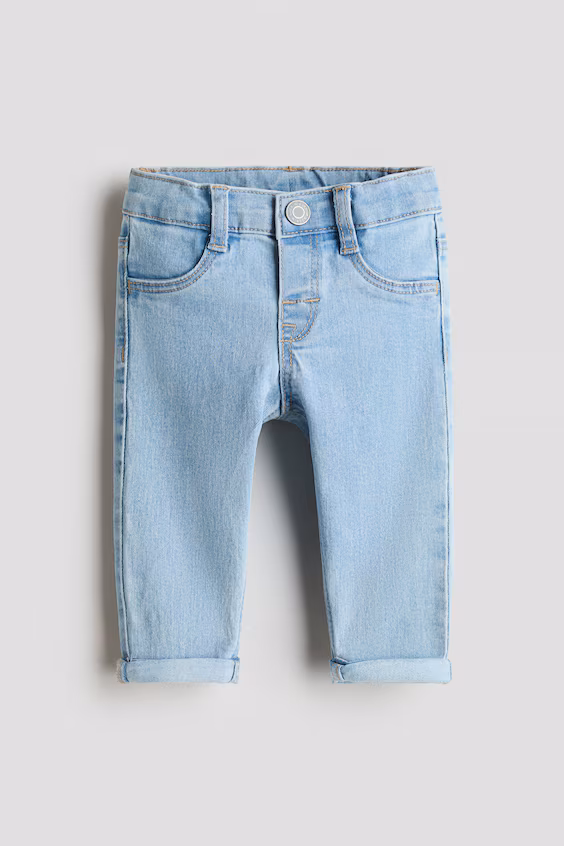 Джинсы slim fit