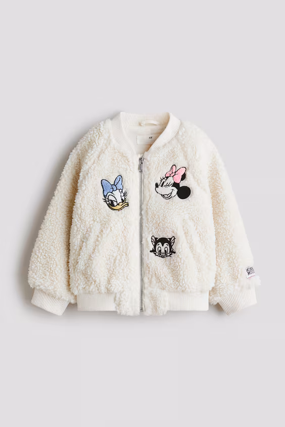 Плюшевая куртка с аппликациями