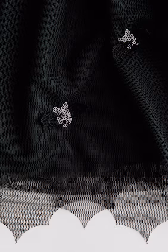 Юбка из фатина с аппликациями