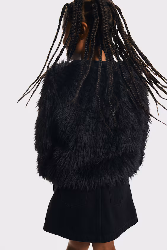 Плюшевый пальто