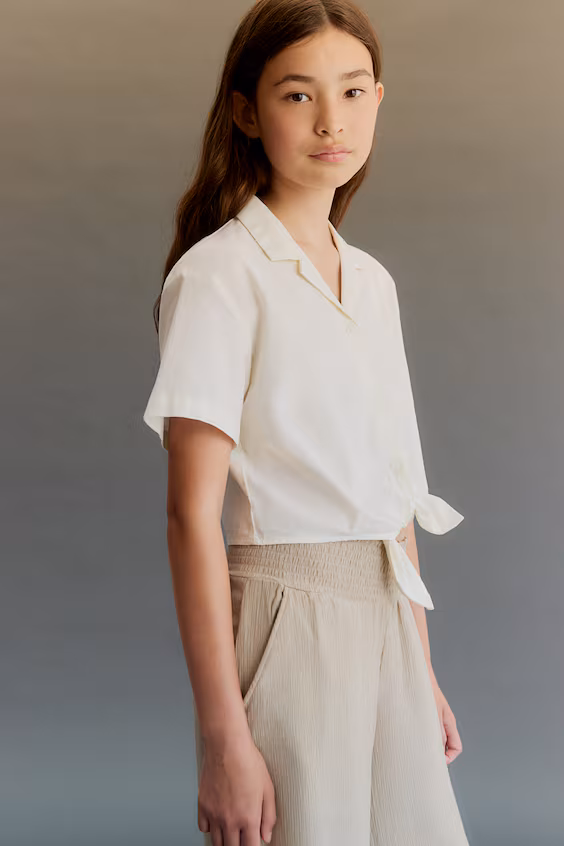 Брюки с морщинами и смокингом