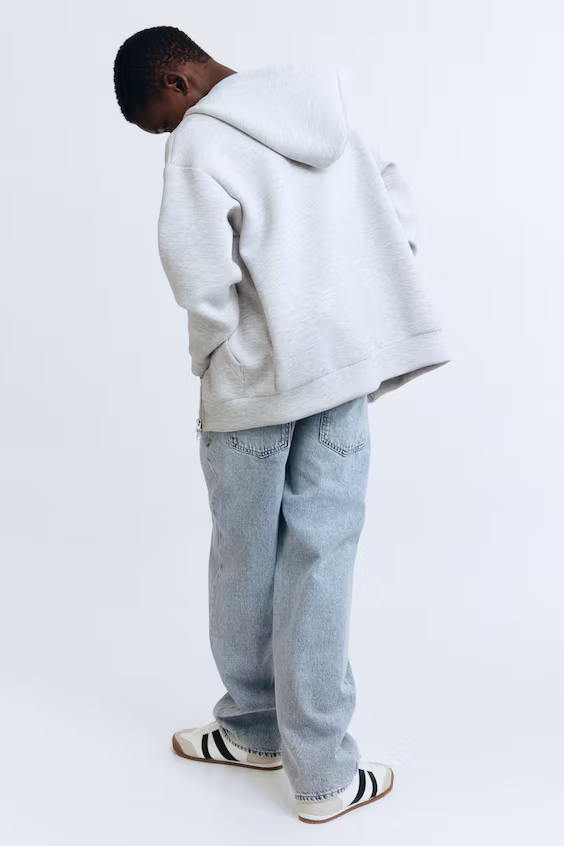 Джинсы свободного кроя