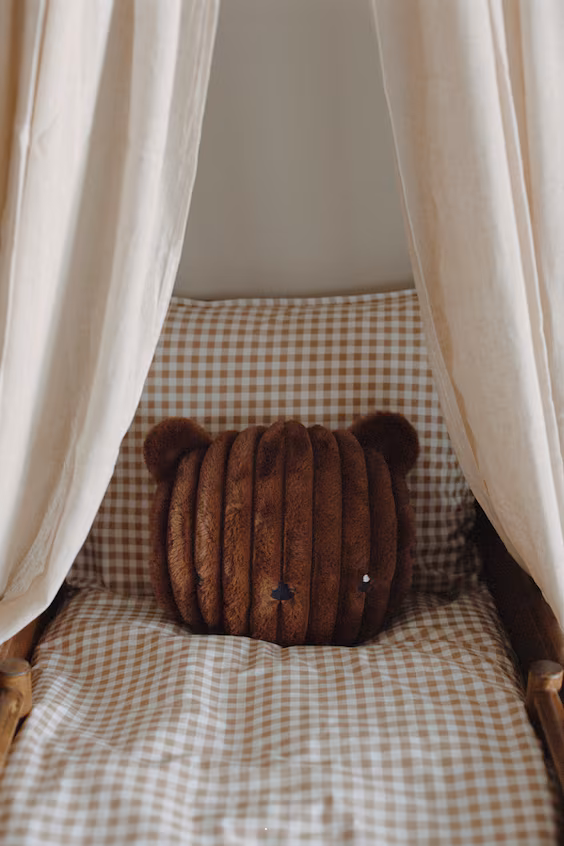 Плюшевый медведь