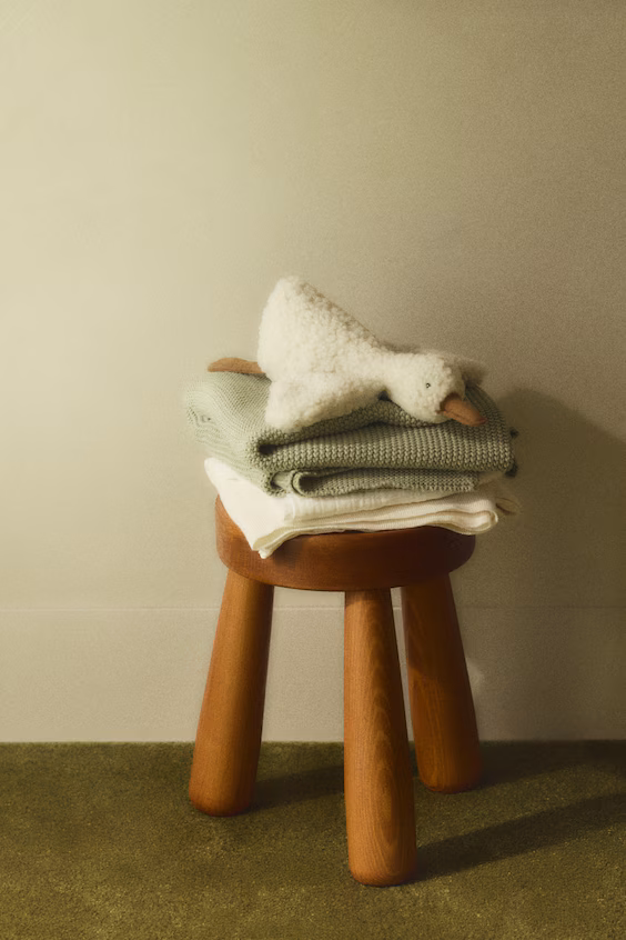 Мягкая плюшевая птица