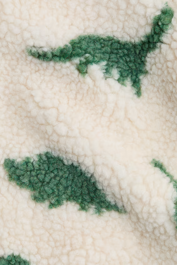 Плюшевое пальто с узором