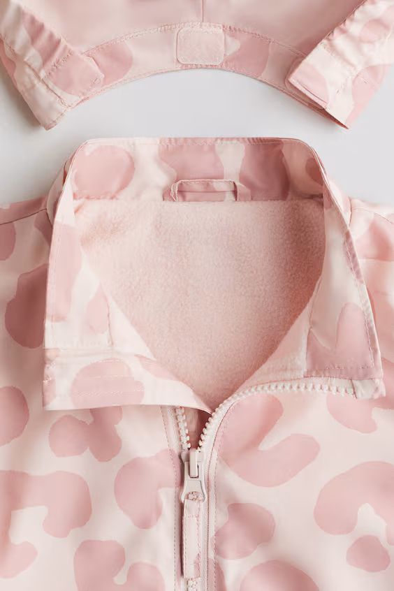 Пальто с начесом и узором леопарда