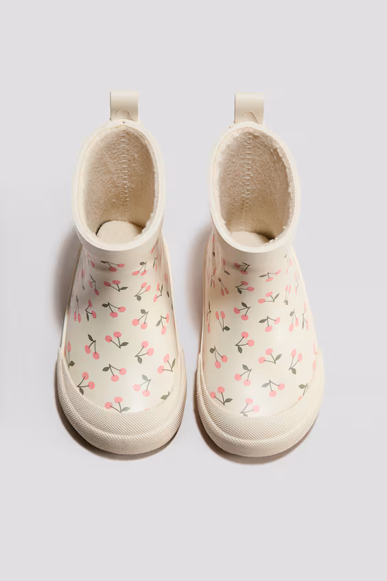 Резиновые сапоги