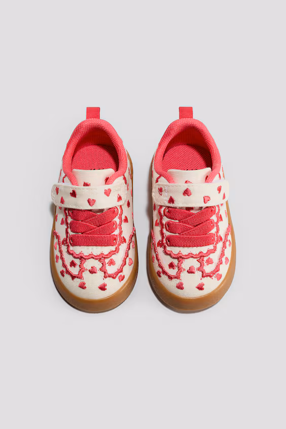 Кеды с вышивкой