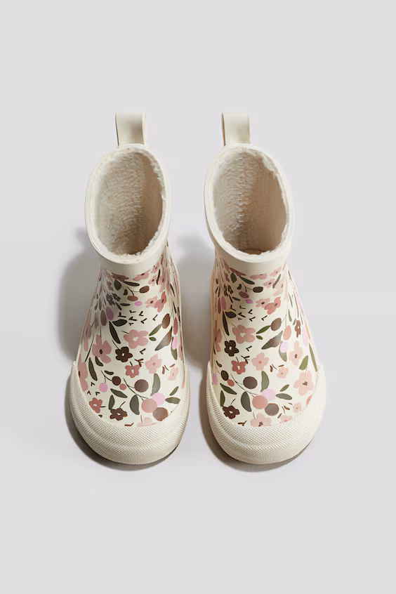 Резиновые сапоги