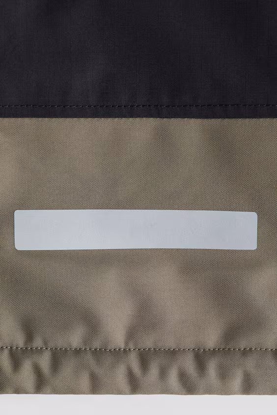 Парка с водонепроницаемой подкладкой