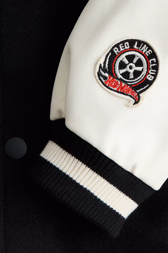 Бейсболка с принтами