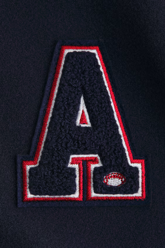 Бейсбольная куртка с узором