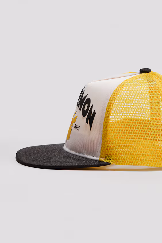 Бейсболка-тракер с узором