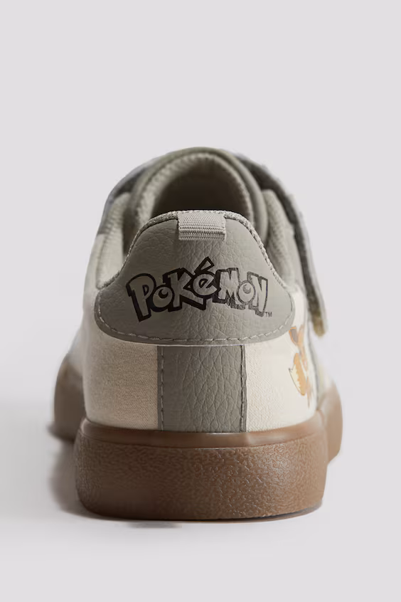 Кроссовки с принтами