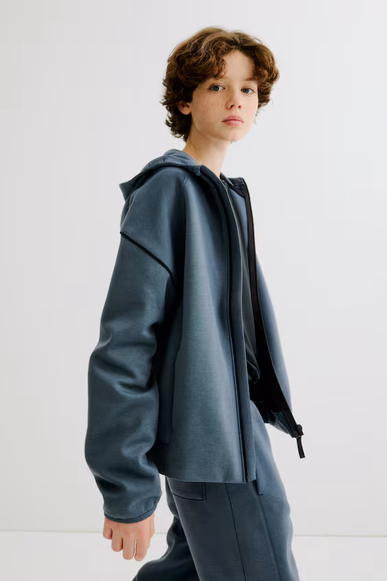 Спортивное худи с капюшоном с технологией drymove™