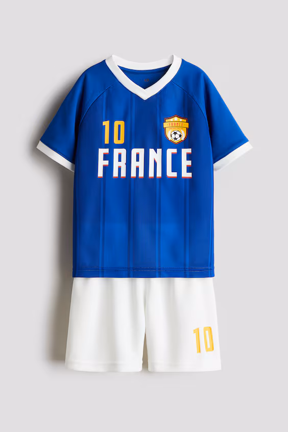 Комплект футбольной формы