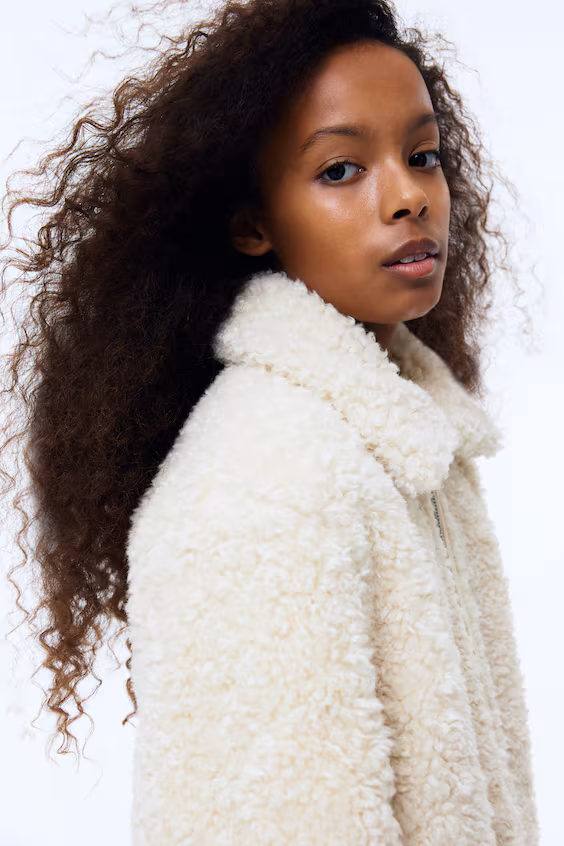 Плюшевый пальто