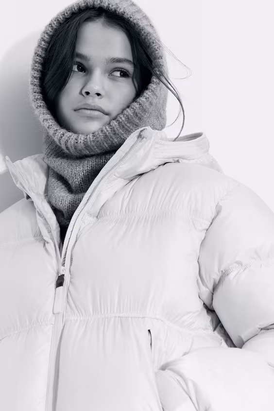 Подушковый пуховик с технологией thermomove™