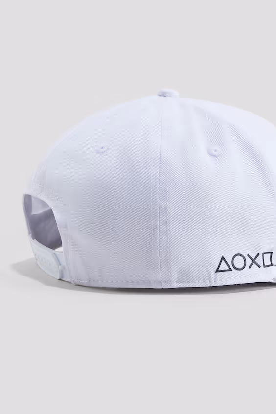 Бейсболка с принтом