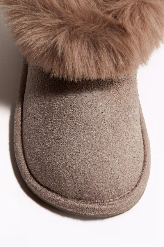 Ботинки с пушистой подкладкой