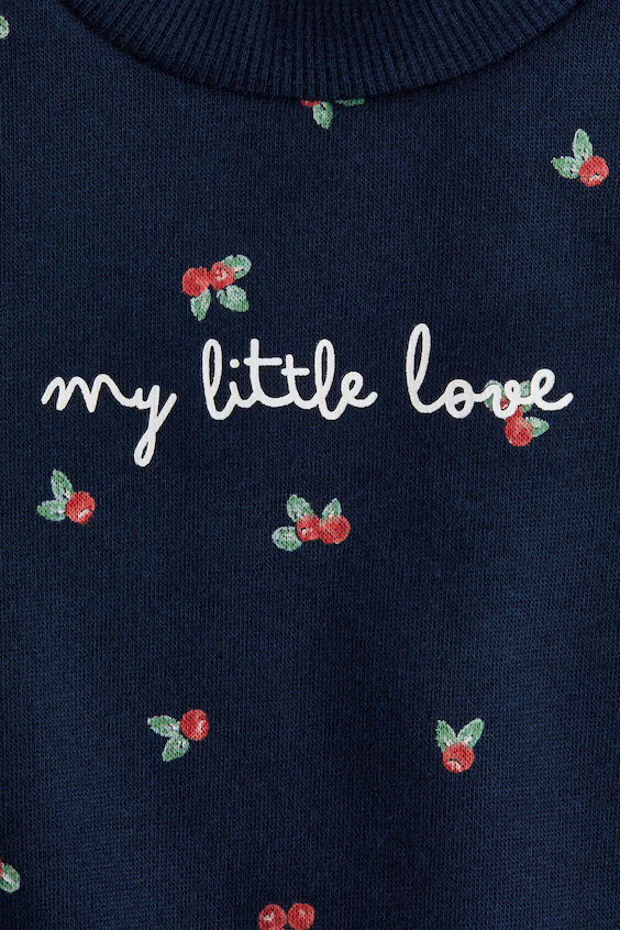 Толстовка с принтом и начесом изнутри