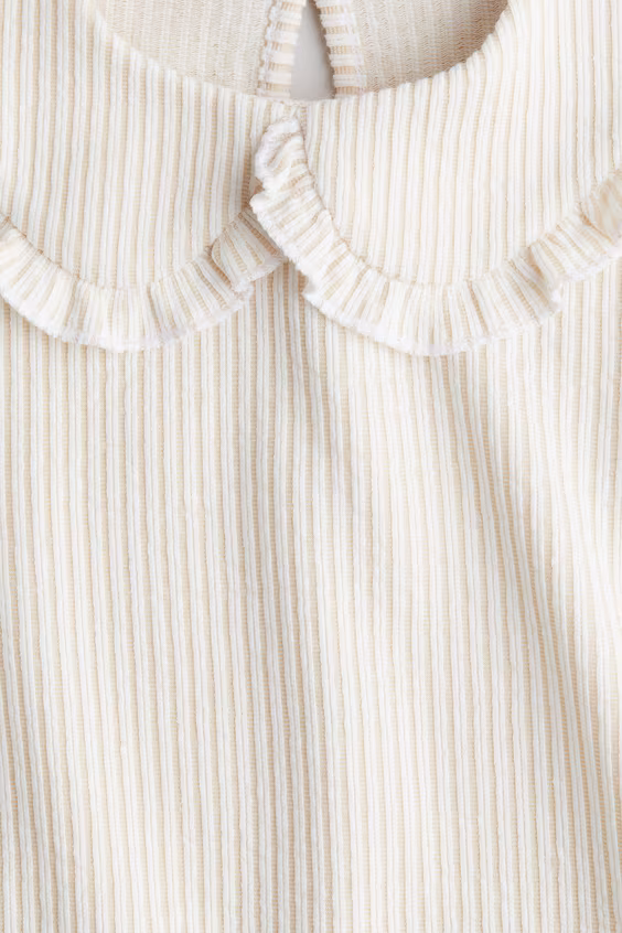 Платье прямого кроя с воротником