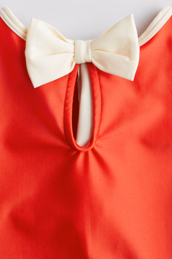 Купальник с длинными рукавами