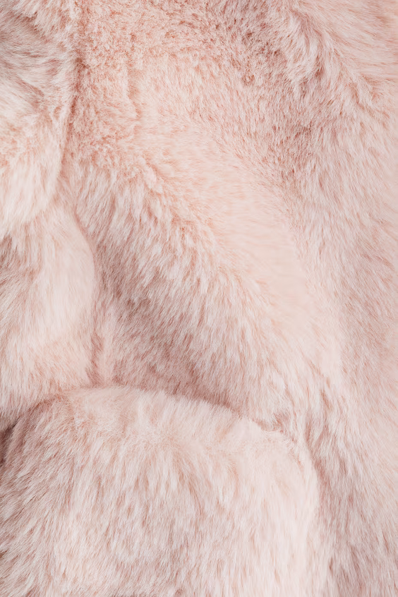 Мягкое пушистое пальто