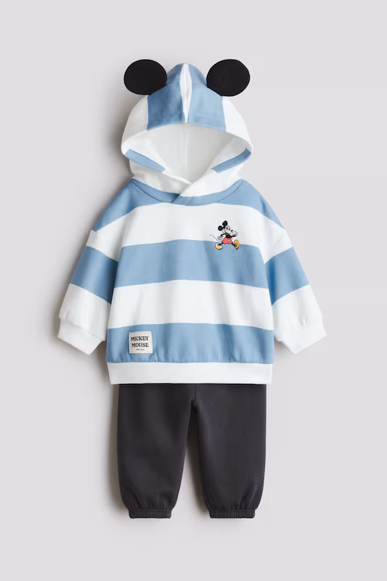 Комплект из толстовки с капюшоном и брюк