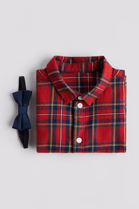 Комплект из рубашки и галстука