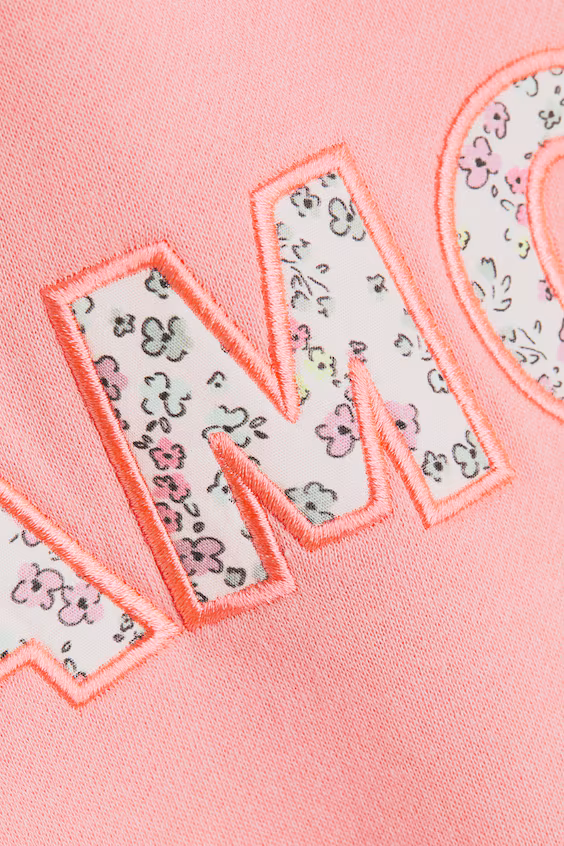 Толстовка с принтами