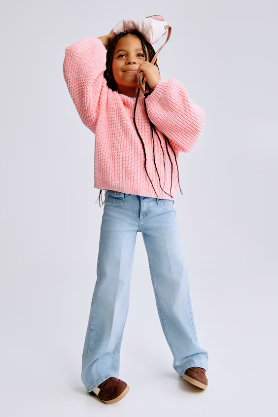 Джинсы с широкими брючинами