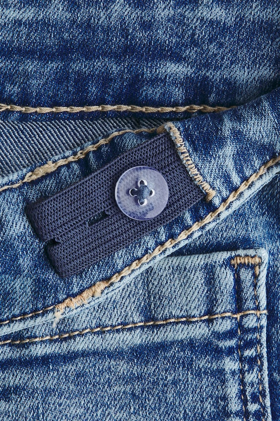 Джинсы-клеш