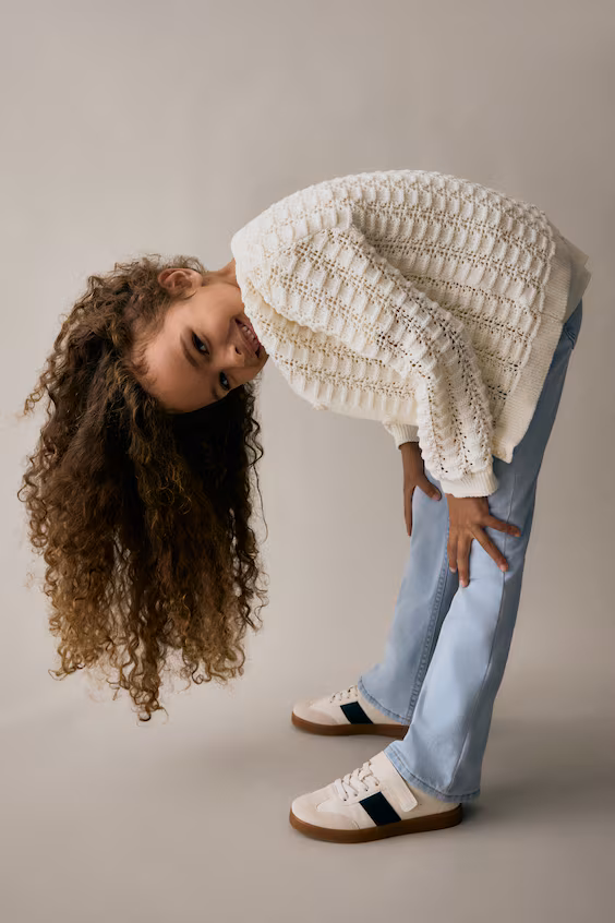 Джинсы с широкими ножками из суперэластичной ткани