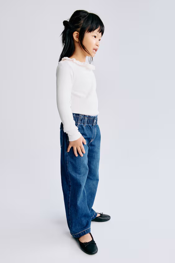 Джинсы с широкими ножками и поясом paper bag