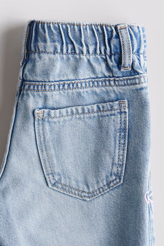 Джинсы с широкими ножками с узорами