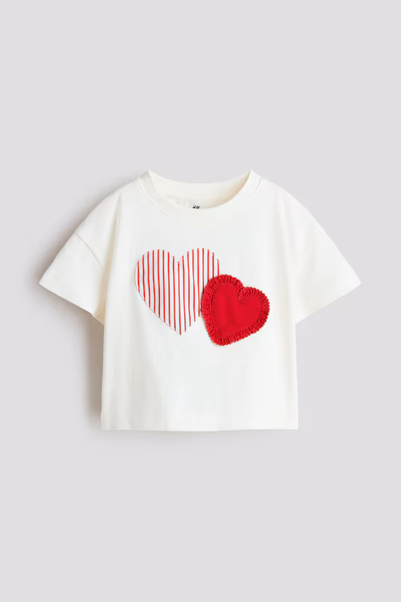 Футболка с узорами