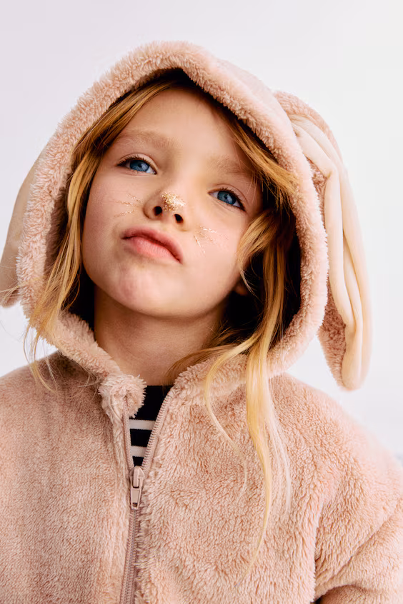 Пальто с капюшоном и молнией маскарадное