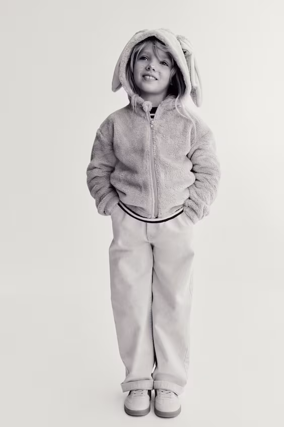 Пальто с капюшоном и молнией маскарадное