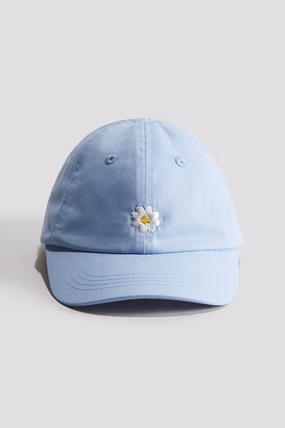 Бейсболка с вышивкой