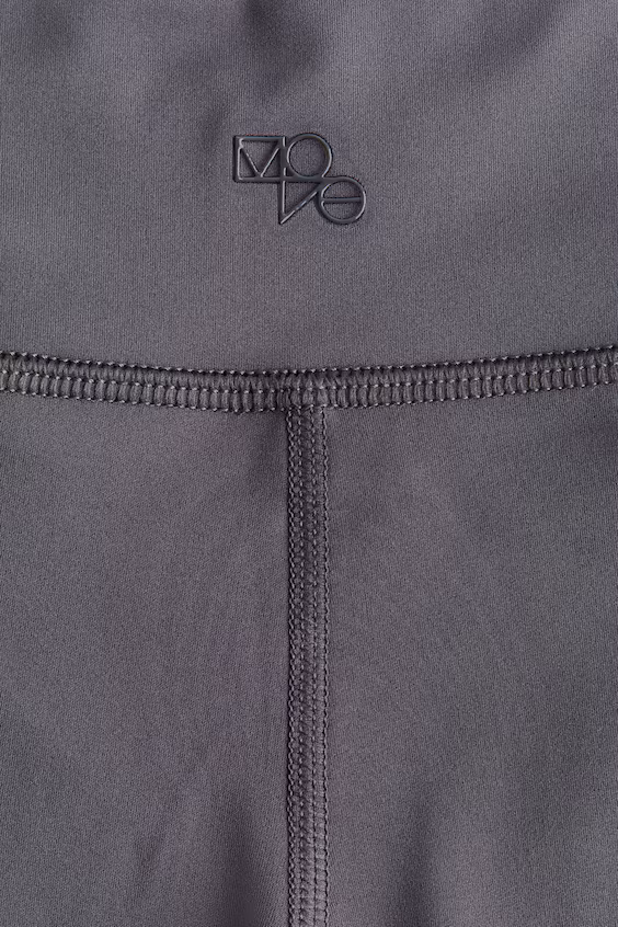 Леггинсы для занятий спортом с расклешенными штанинами и технологией softmove™