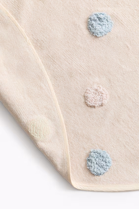 Ковер из хлопка с ворсовыми шарами