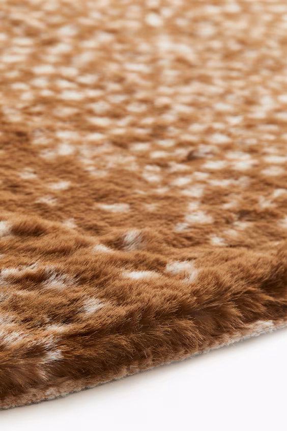 Плюшевый ковер с узором