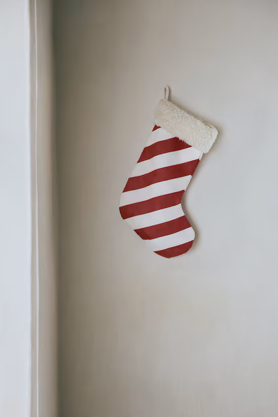 Носки на новый год в полоску