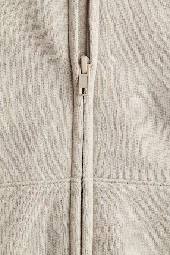 Оверсайз куртка с капюшоном и молнией